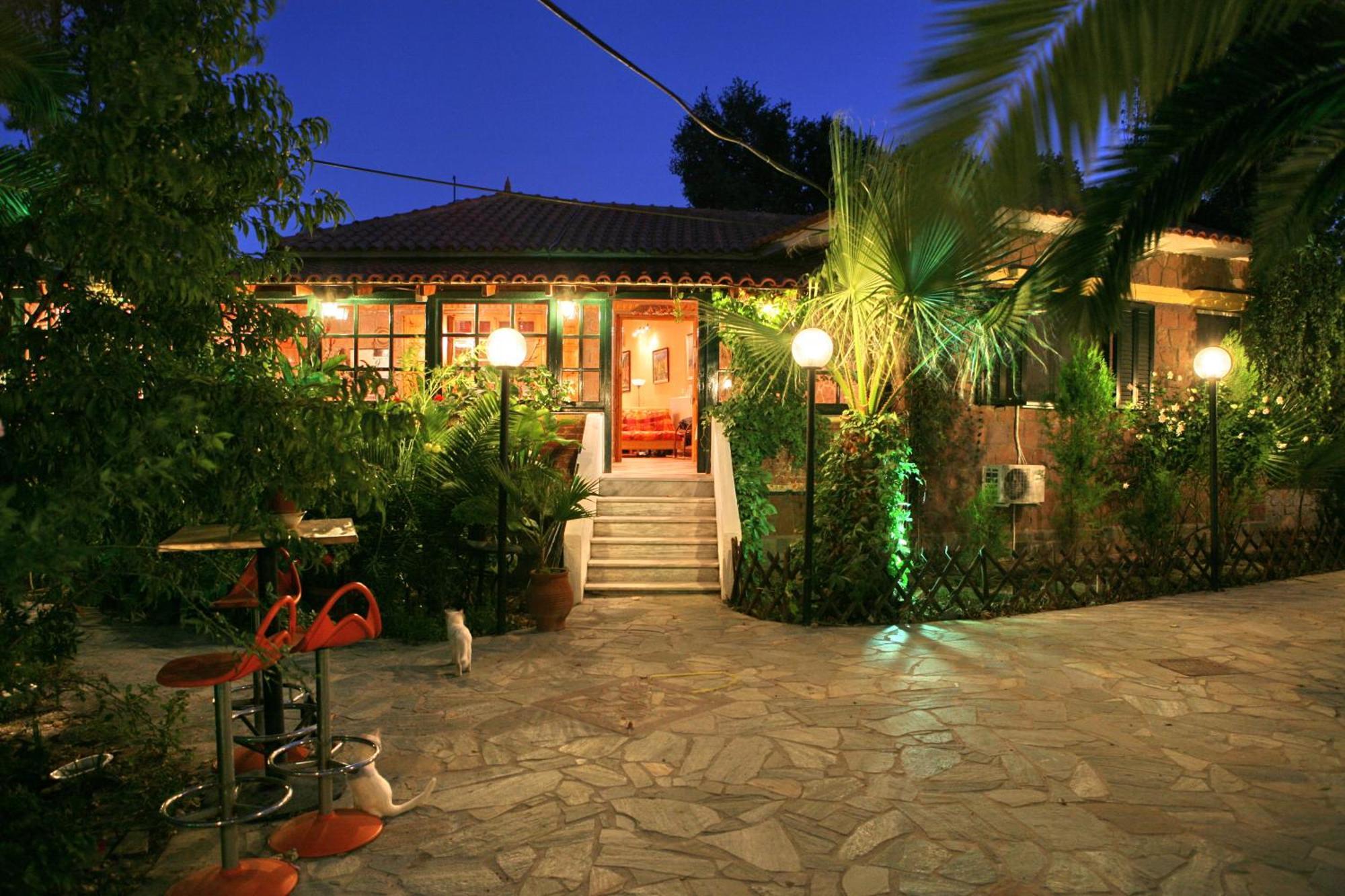 9 Musses Hotel Apartments Skala Mistegnon Exterior photo