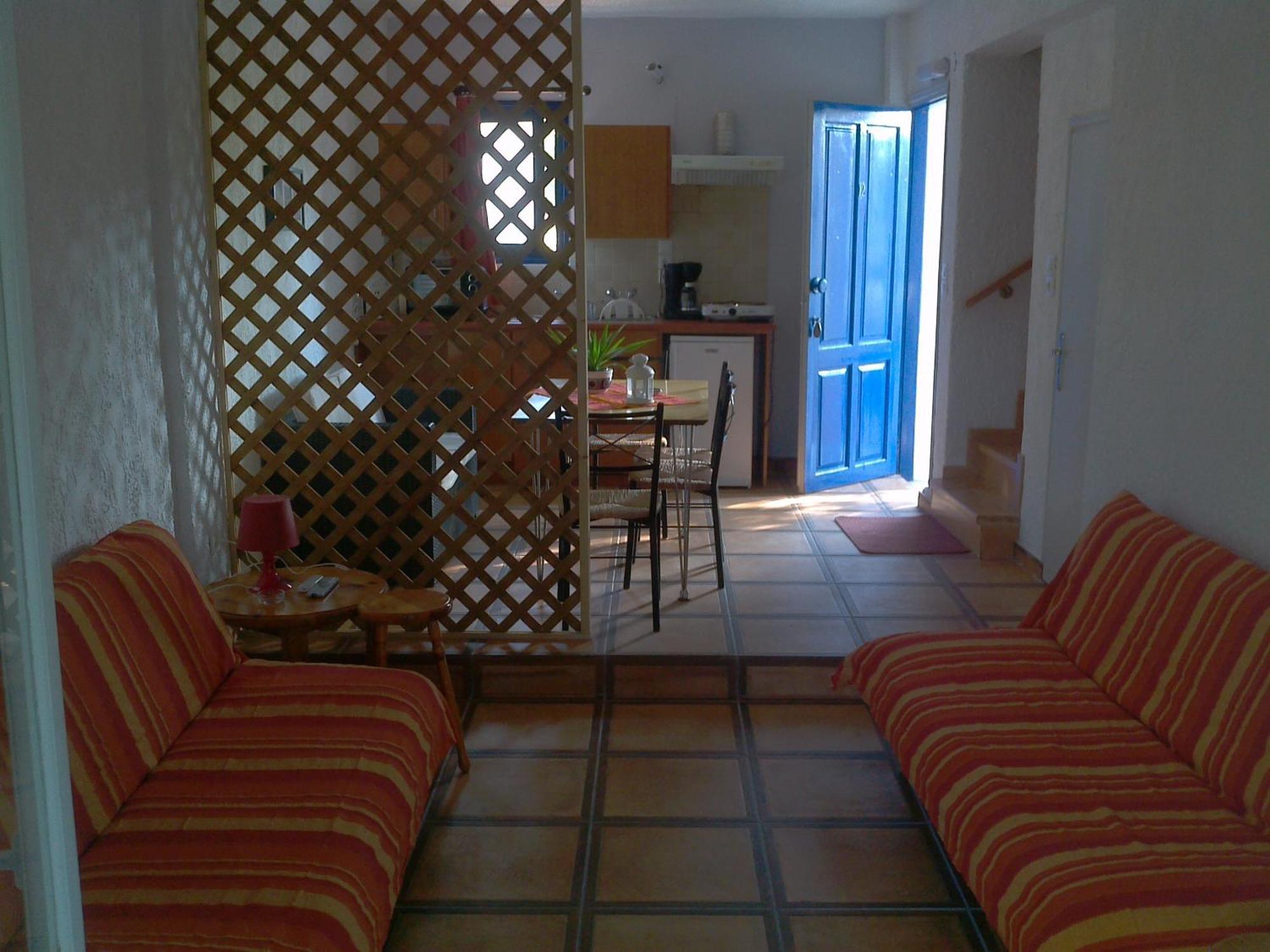 9 Musses Hotel Apartments Skala Mistegnon Exterior photo