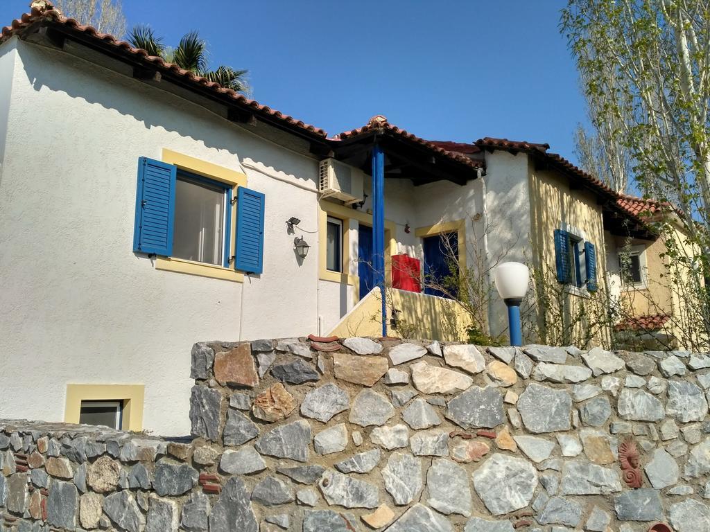 9 Musses Hotel Apartments Skala Mistegnon Exterior photo